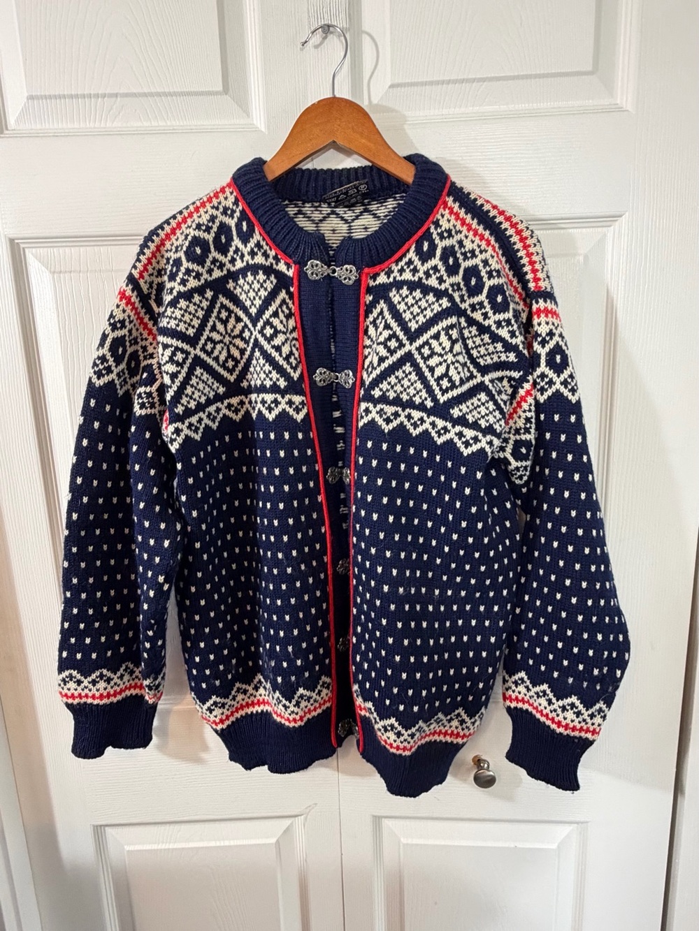 Dale of Norway Wool Nordic Cardigan Pewter Clasps Navy Womens Medium Vintage